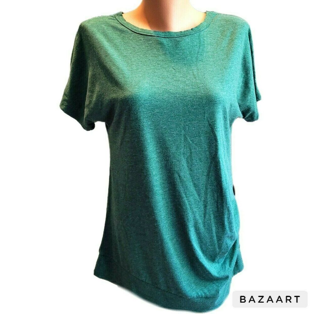 Fisoul Green t-shirt with side button embelishements